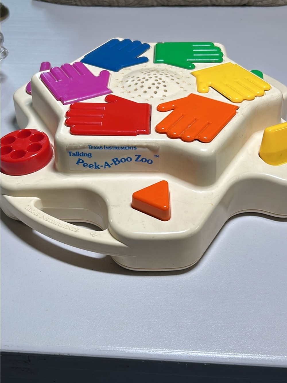 Texas Instruments Talking Peek-A-Boo Zoo Kids Toy - Multicolor